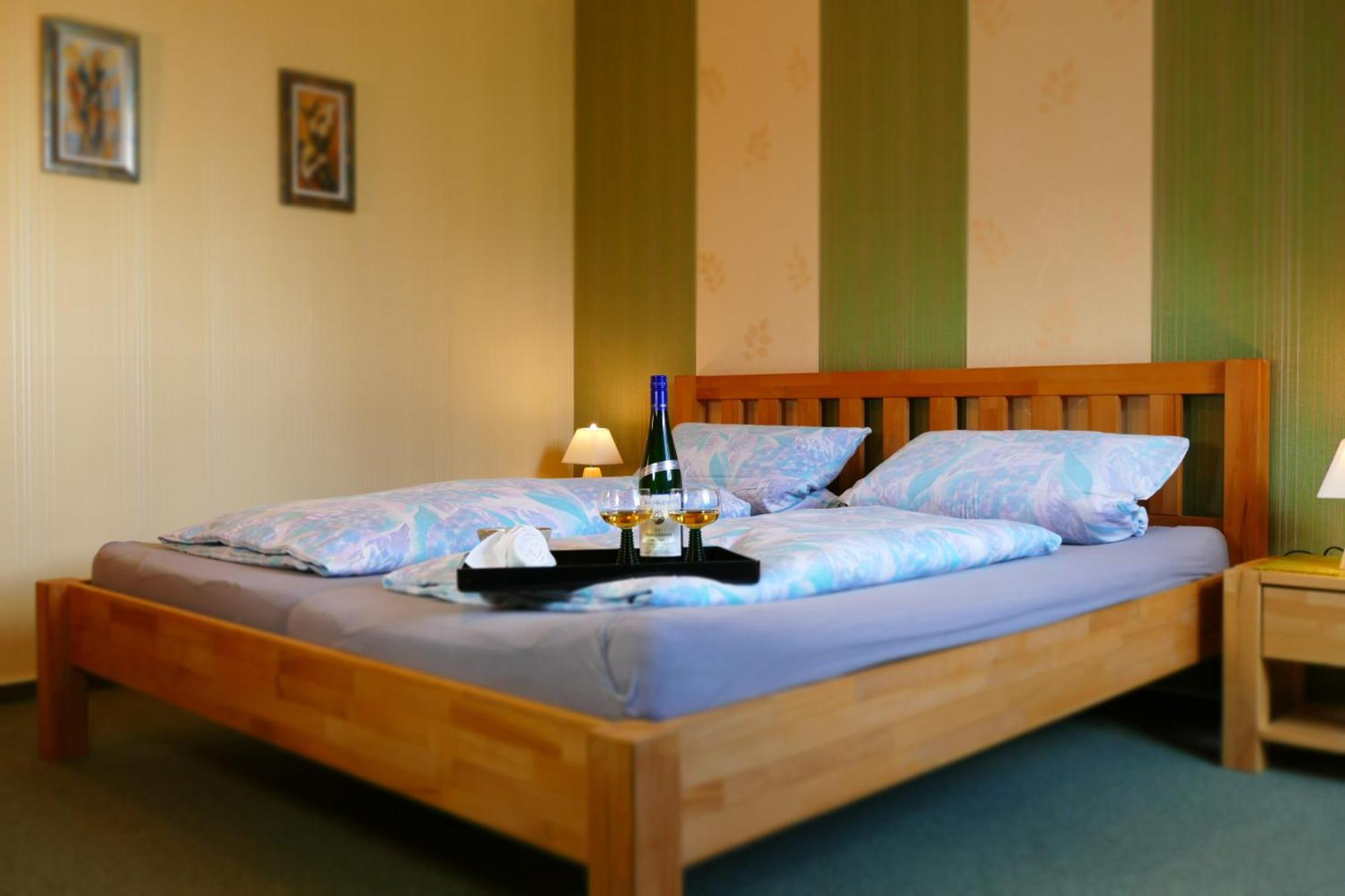 Zenner'S Landhotel Newel Kültér fotó